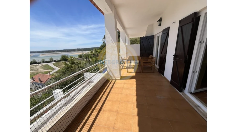 Moradia T3 para Venda em Foz do Arelho Foto 10