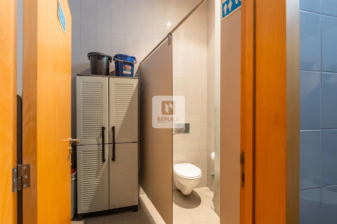 Armazém para Arrendamento em Sandim, Olival, Lever e Crestuma Foto 24