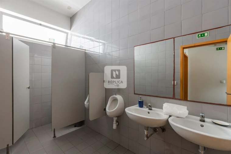 Armazém para Arrendamento em Sandim, Olival, Lever e Crestuma Foto 25