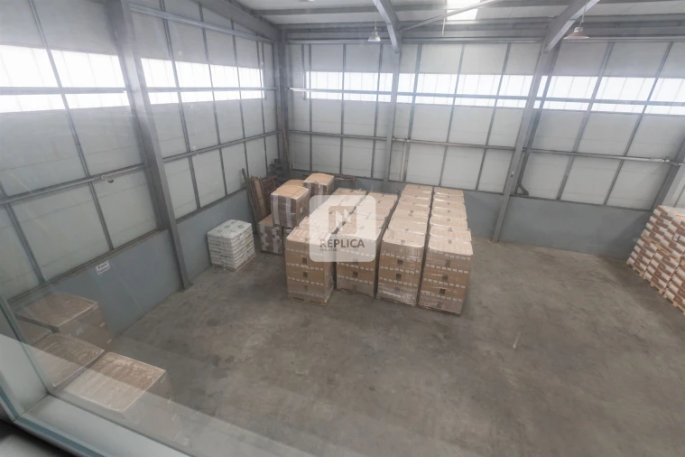 Armazém para Arrendamento em Sandim, Olival, Lever e Crestuma Foto 15