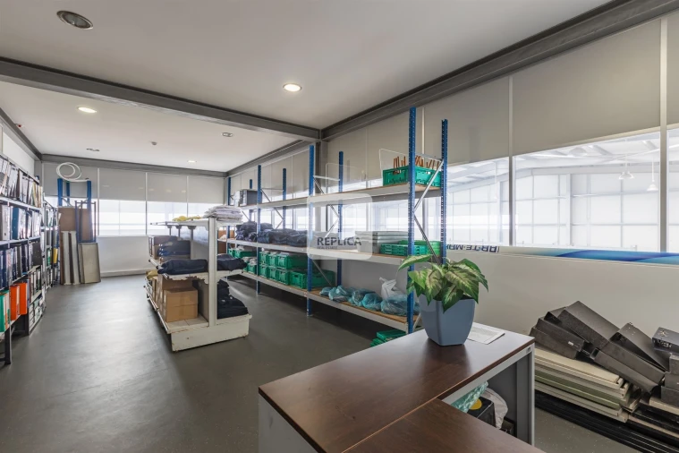 Armazém para Arrendamento em Sandim, Olival, Lever e Crestuma Foto 13