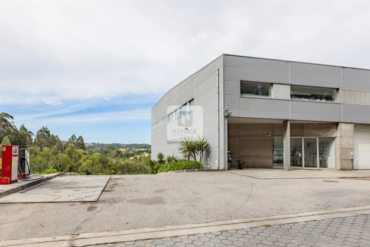 Armazém para Arrendamento em Sandim, Olival, Lever e Crestuma Foto 4