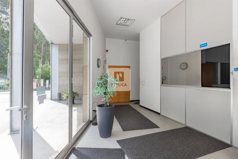 Armazém para Arrendamento em Sandim, Olival, Lever e Crestuma Foto 7