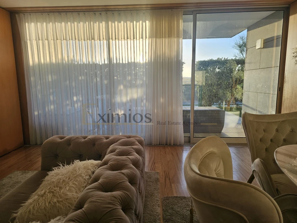 Apartamento T2 para Venda em Azurara Foto 8