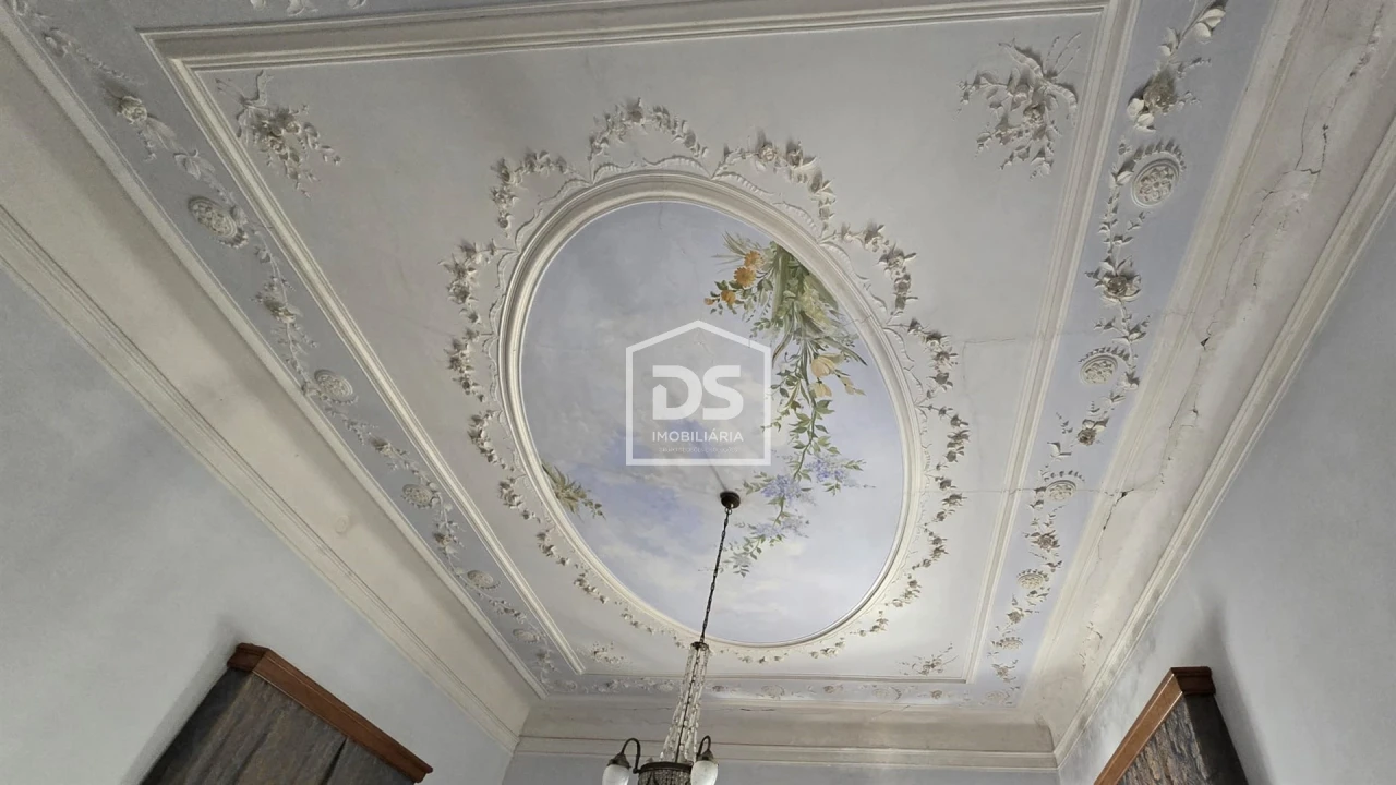 Moradia T21 para Venda em Tortosendo Foto 24