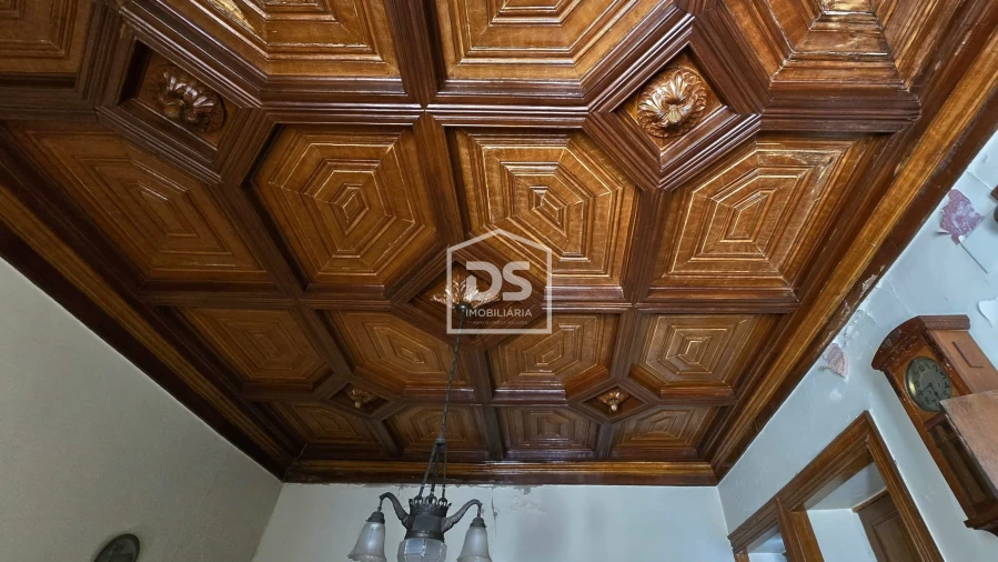 Moradia T21 para Venda em Tortosendo Foto 31