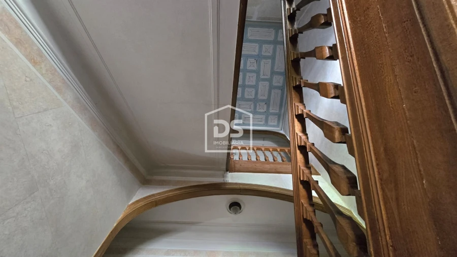 Moradia T21 para Venda em Tortosendo Foto 34