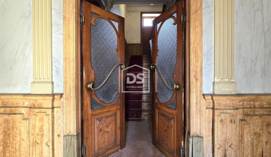 Moradia T21 para Venda em Tortosendo Foto 4