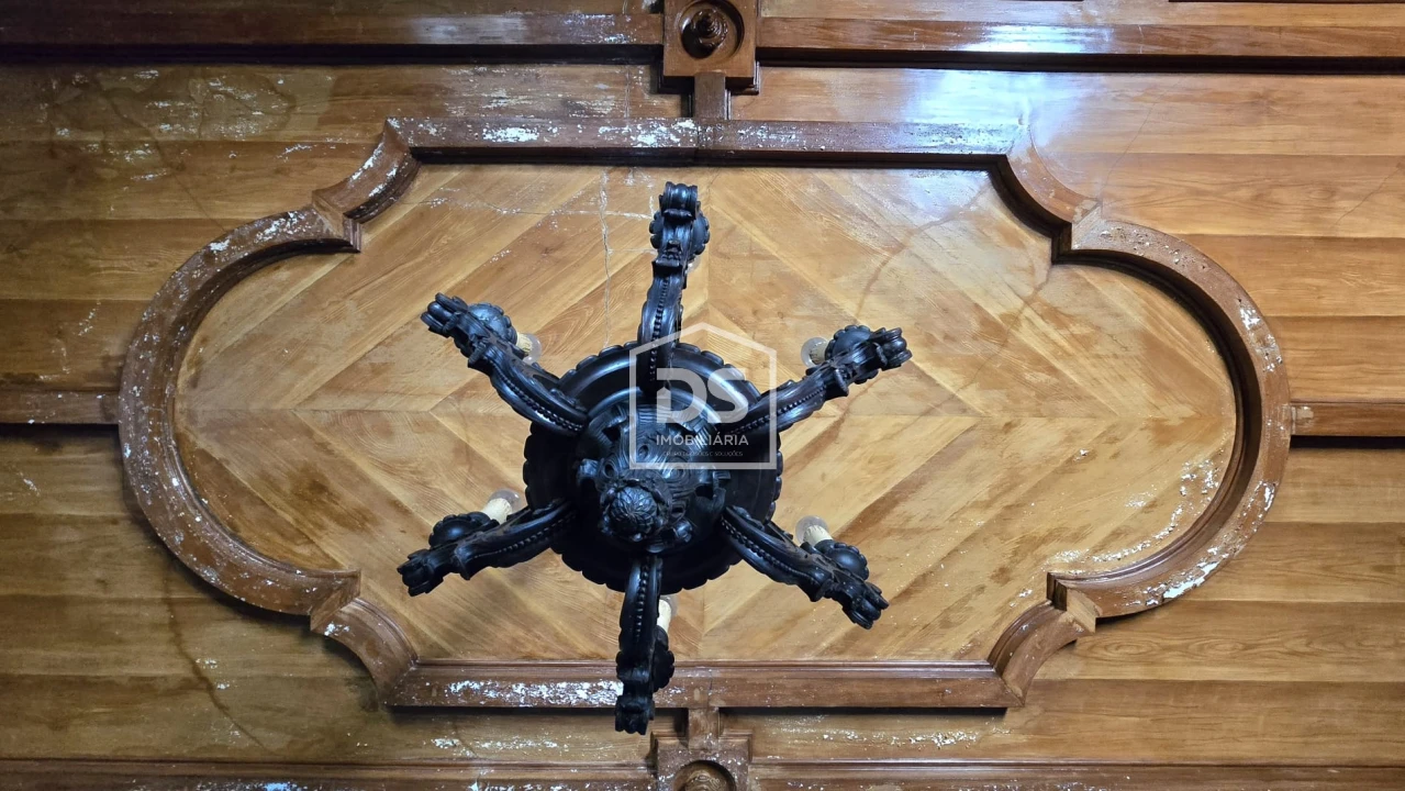 Moradia T21 para Venda em Tortosendo Foto 7