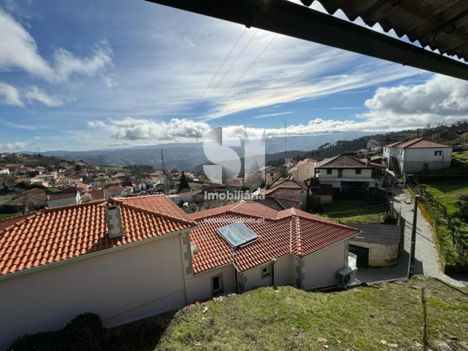 Moradia T2 para Venda em Fontes Foto 7