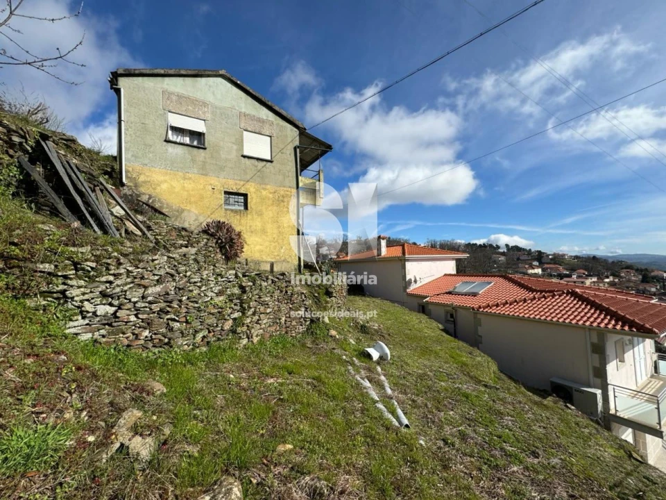 Moradia T2 para Venda em Fontes Foto 4