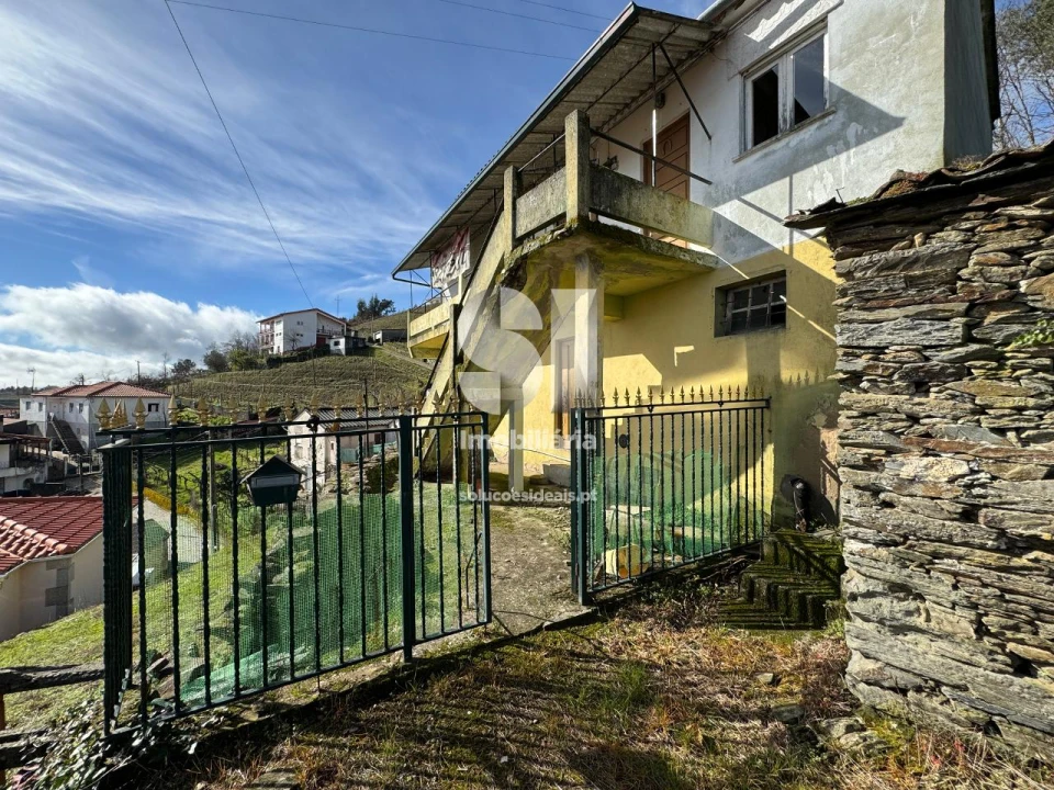 Moradia T2 para Venda em Fontes Foto 2