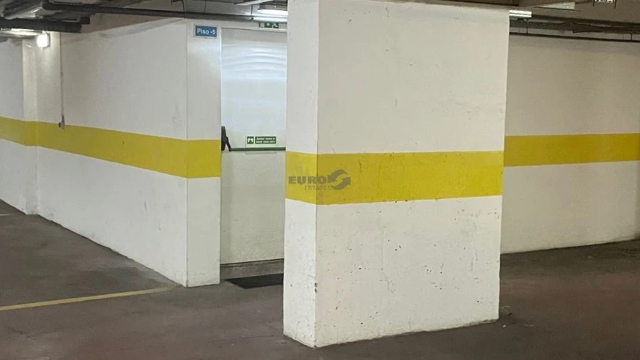 Negócio para Arrendamento em Algés, Linda-A-Velha e Cruz Quebrada-Dafundo