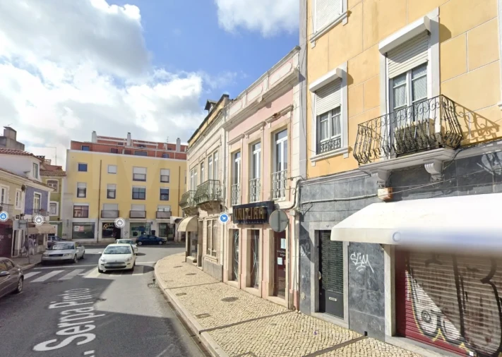 Prédio para Venda em Vila Franca de Xira Foto 5