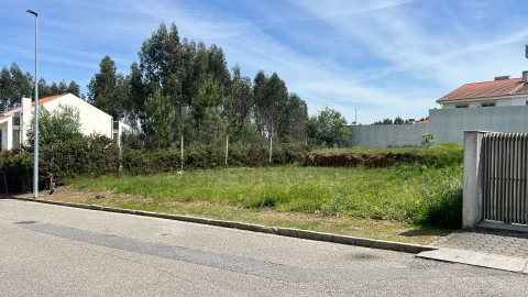 Terreno para Venda em Pedroso e Seixezelo