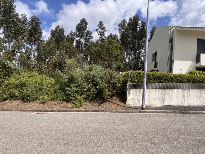 Terreno para Venda em Pedroso e Seixezelo Foto 2