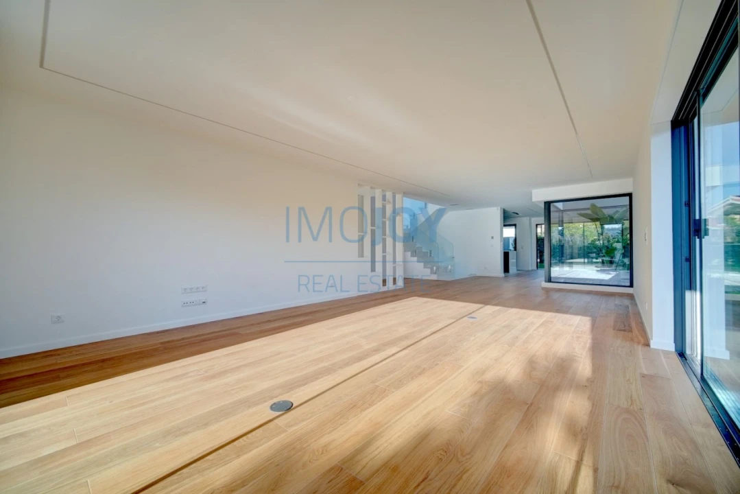 Moradia T5 para Venda em Cascais e Estoril Foto 9