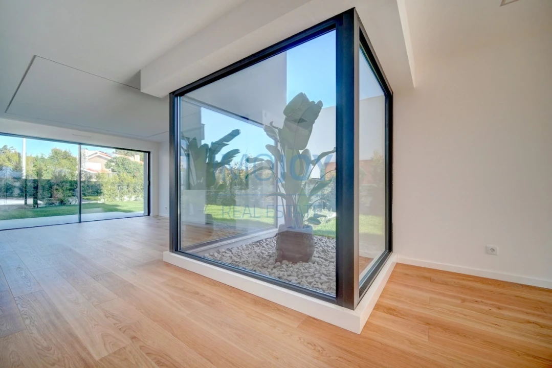 Moradia T5 para Venda em Cascais e Estoril Foto 10