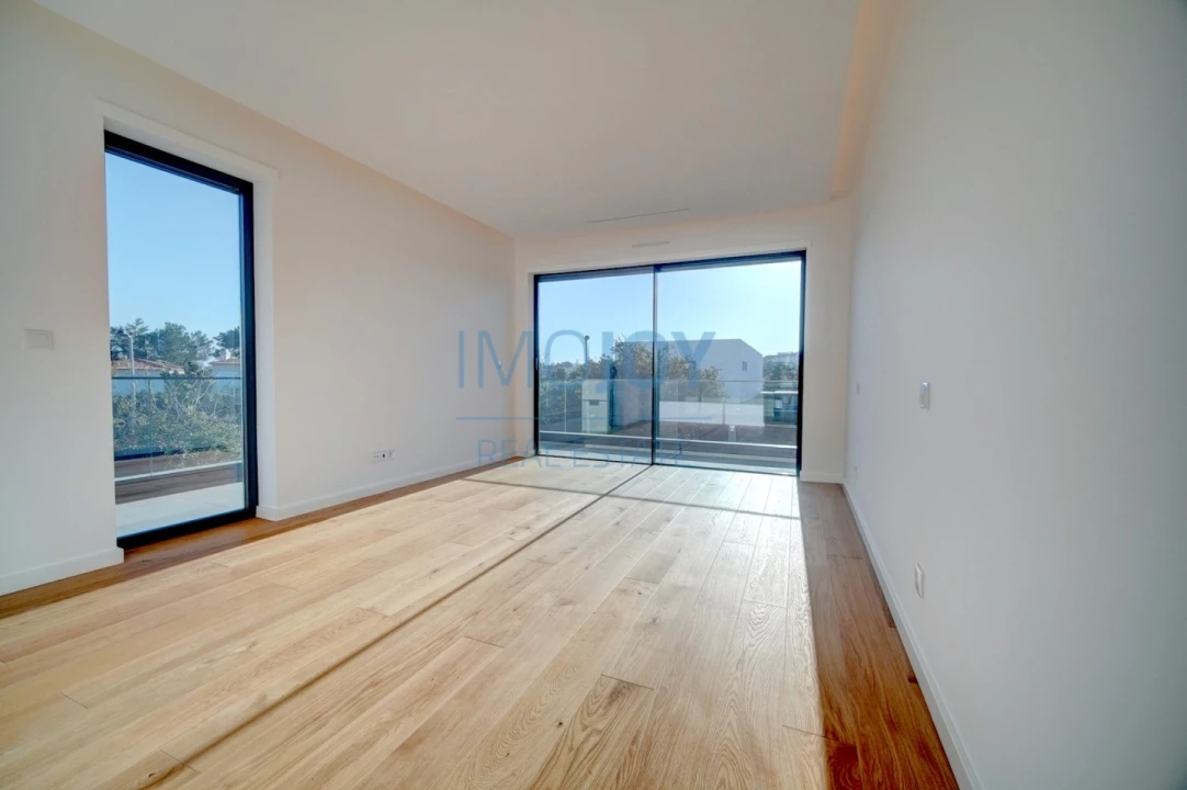 Moradia T5 para Venda em Cascais e Estoril Foto 27