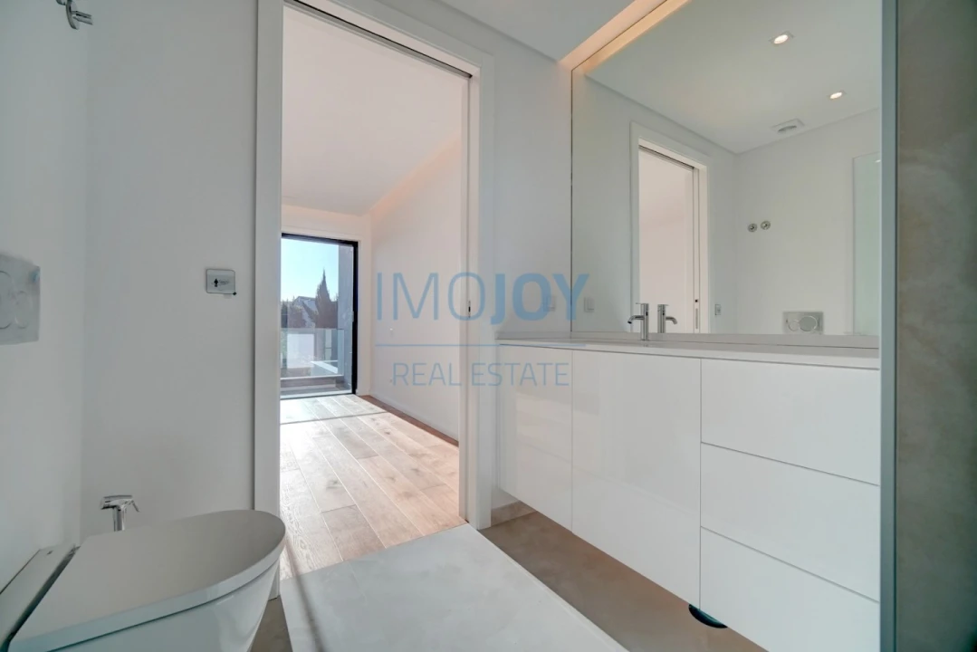 Moradia T5 para Venda em Cascais e Estoril Foto 37