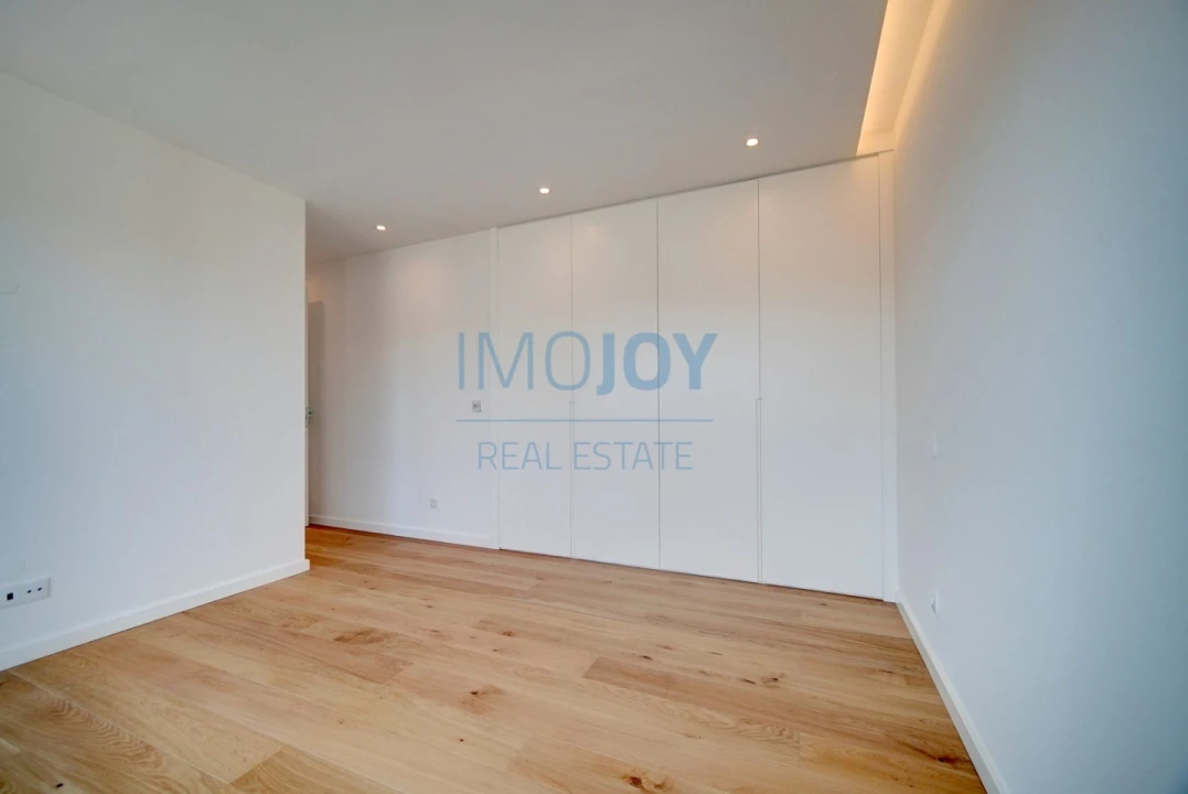 Moradia T5 para Venda em Cascais e Estoril Foto 20