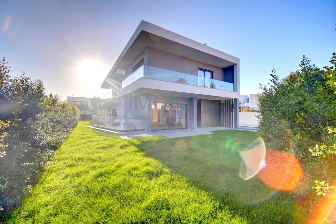 Moradia T5 para Venda em Cascais e Estoril Foto 4