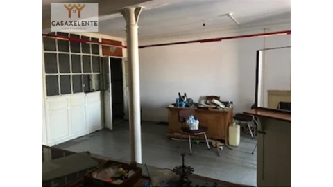 Prédio para Venda em Santa Maria Maior