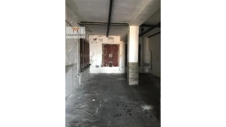 Prédio para Venda em Santa Maria Maior Foto 9