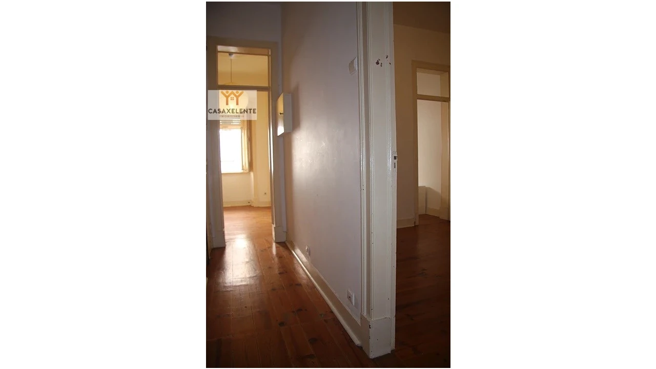 Apartamento T3 para Venda em Arroios Foto 4