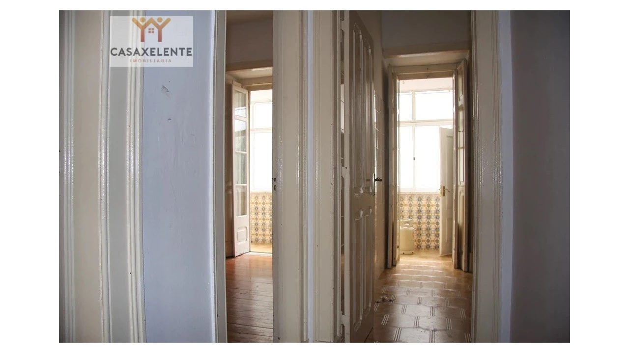 Apartamento T3 para Venda em Arroios Foto 1