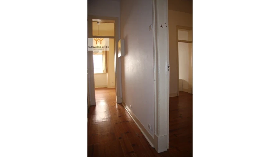 Apartamento T3 para Venda em Arroios Foto 4