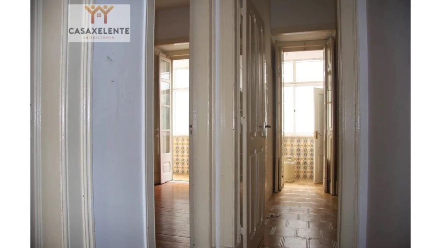 Apartamento T3 para Venda em Arroios Foto 1