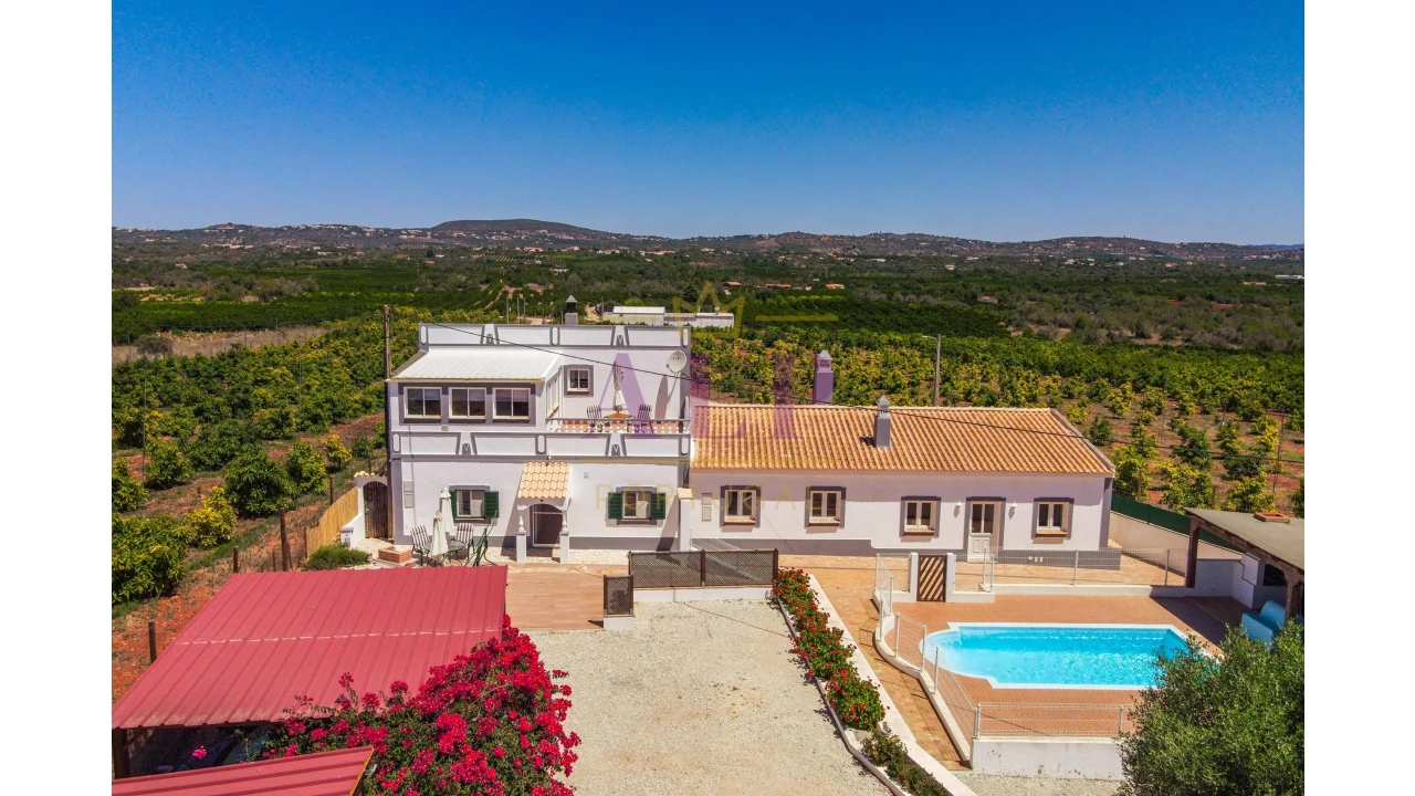 Moradia T5 para Venda em São Silvestre Foto 13