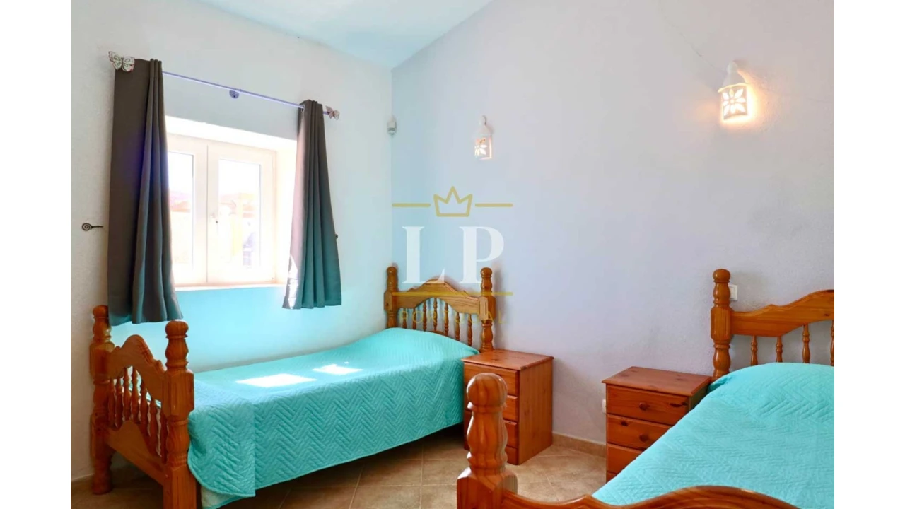 Moradia T5 para Venda em São Silvestre Foto 19