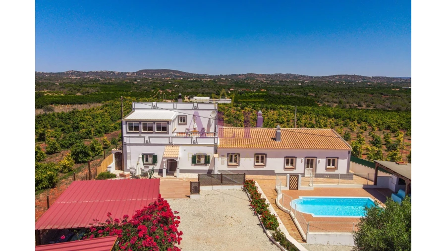 Moradia T5 para Venda em São Silvestre Foto 13