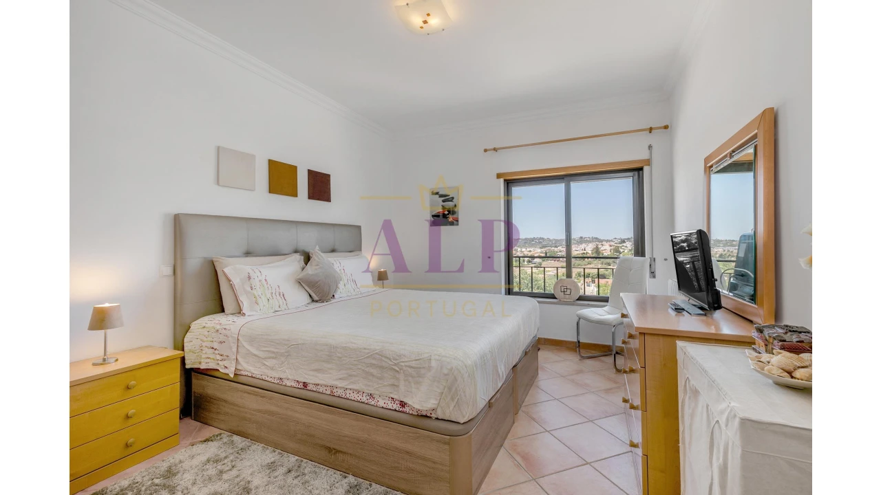 Apartamento T2 para Venda em Lagos (São Sebastião e Santa Maria) Foto 2