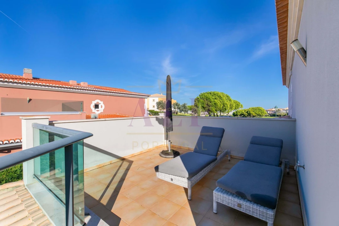 Moradia T3 para Venda em Lagos (São Sebastião e Santa Maria) Foto 22