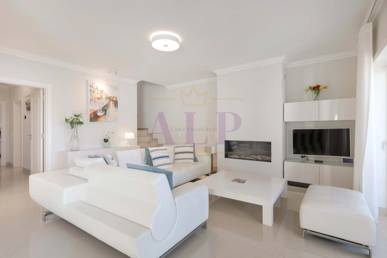 Moradia T3 para Venda em Lagos (São Sebastião e Santa Maria) Foto 7