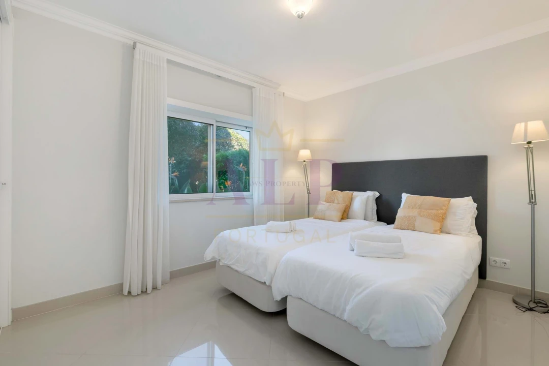 Moradia T3 para Venda em Lagos (São Sebastião e Santa Maria) Foto 15