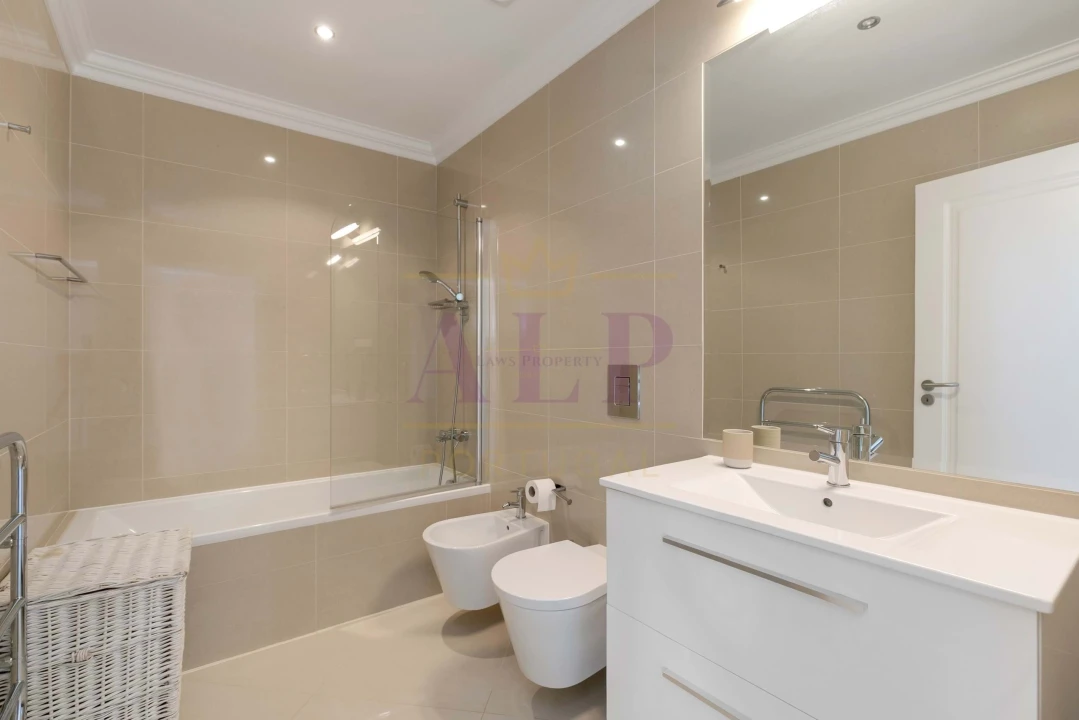 Moradia T3 para Venda em Lagos (São Sebastião e Santa Maria) Foto 17