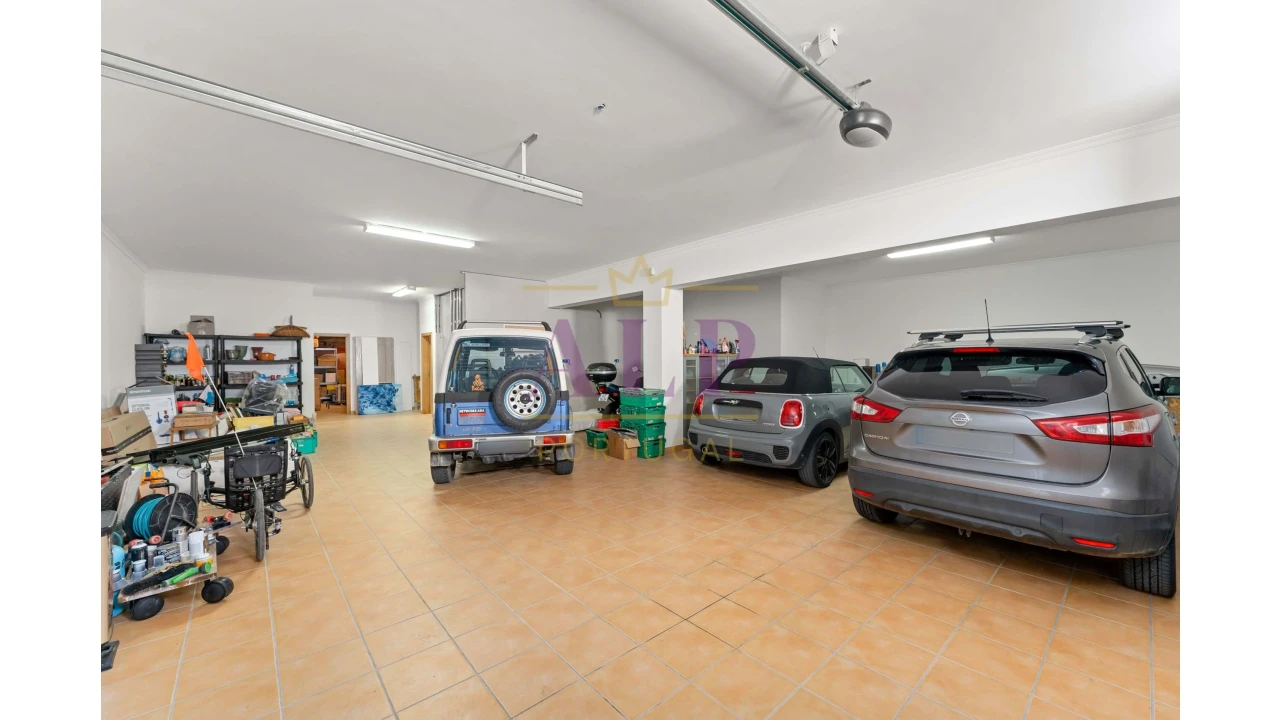 Moradia T3 para Venda em Lagos (São Sebastião e Santa Maria) Foto 37