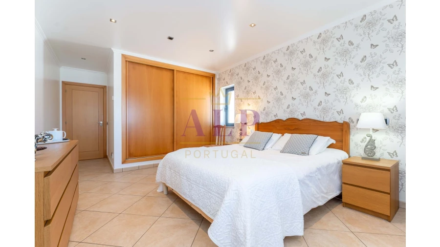 Moradia T3 para Venda em Lagos (São Sebastião e Santa Maria) Foto 20