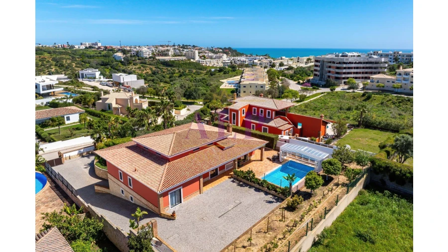 Moradia T3 para Venda em Lagos (São Sebastião e Santa Maria) Foto 2