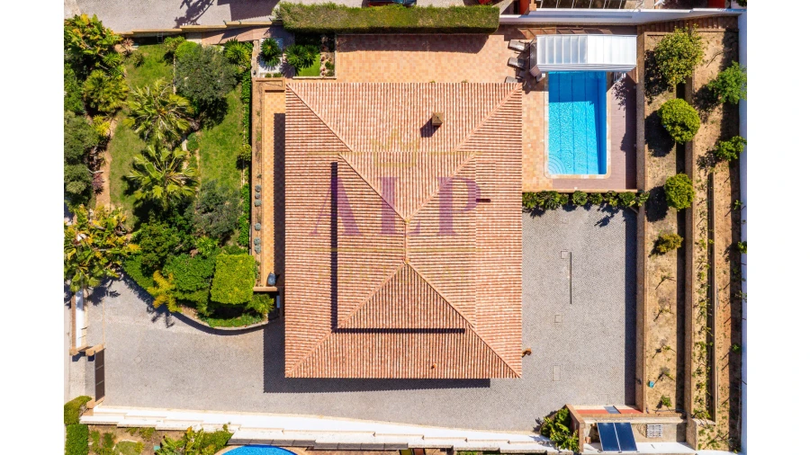 Moradia T3 para Venda em Lagos (São Sebastião e Santa Maria) Foto 3