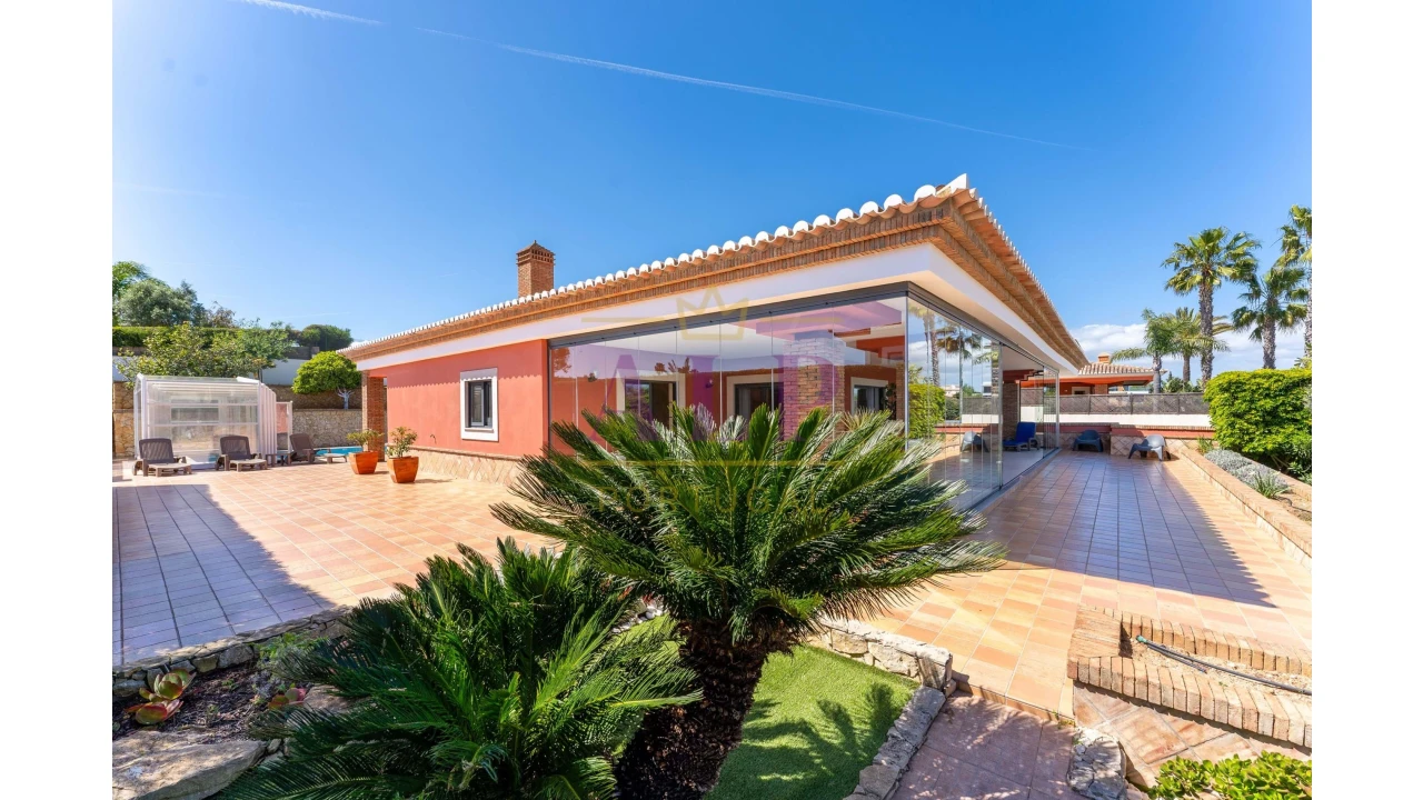 Moradia T3 para Venda em Lagos (São Sebastião e Santa Maria) Foto 26