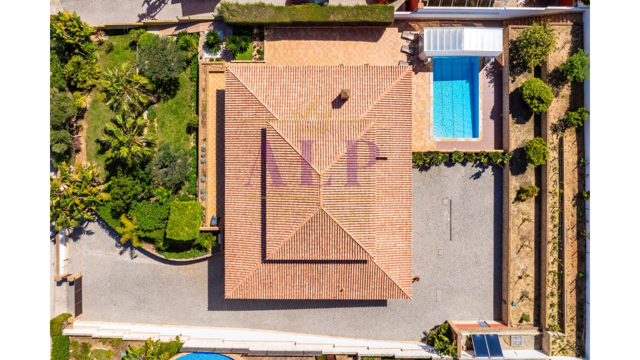 Moradia T3 para Venda em Lagos (São Sebastião e Santa Maria) Foto 3