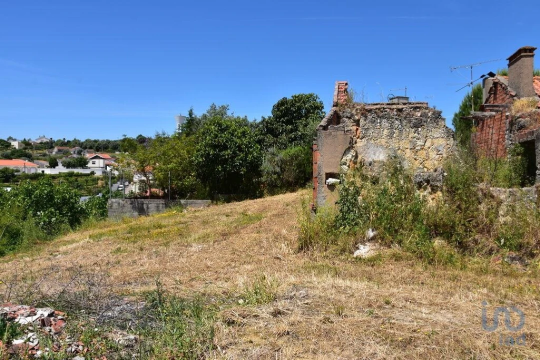 Moradia T1 para Venda em Brogueira, Parceiros de Igreja e Alcorochel Foto 10