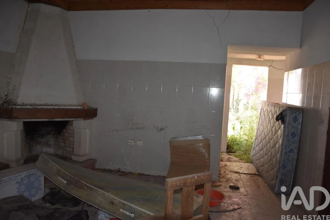 Moradia T1 para Venda em Brogueira, Parceiros de Igreja e Alcorochel Foto 16