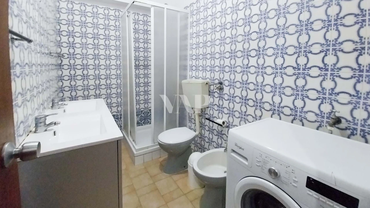 Apartamento T1 para Venda em Quarteira Foto 11