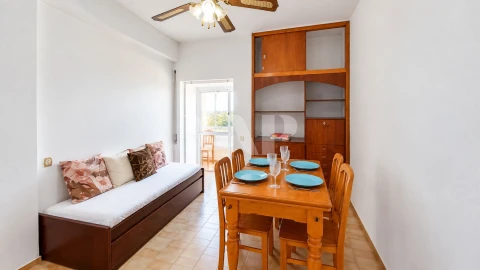 Apartamento T1 para Venda em Quarteira